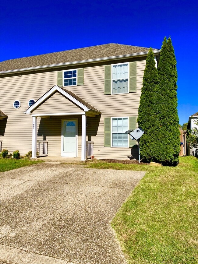 Photo - Updated East End Condo For Rent! So Nice