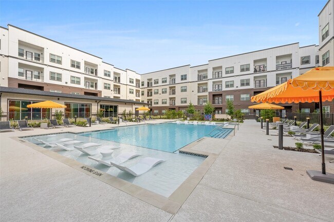 Foto del edificio - 18210 Park Row Blvd