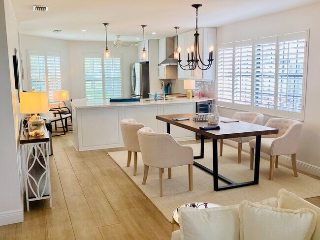 Foto del edificio - 833 Meadowland Dr