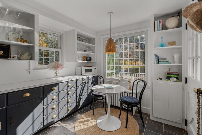 Foto del edificio - 105 Sill Ln