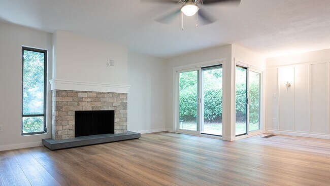 Foto del edificio - 54 Crocus Ln