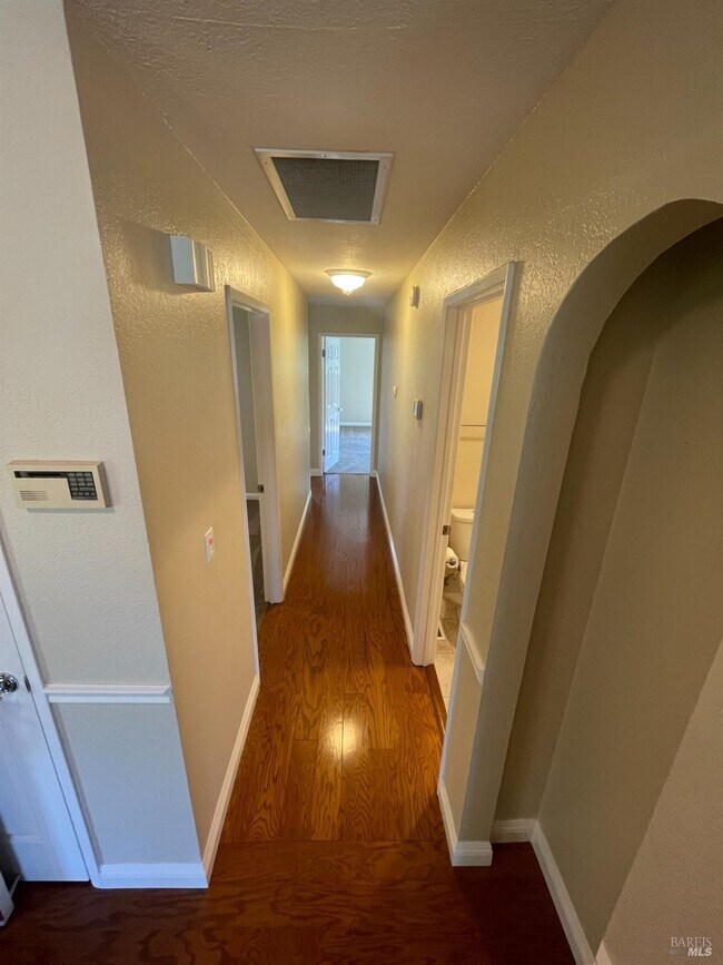 Building Photo - 6043 Dolores Dr