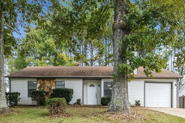 Building Photo - 5175 Sugar Crest Dr