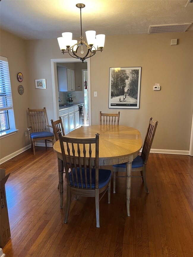 Foto del edificio - 4505 La Branch St