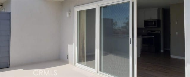 Foto del edificio - 215 Lower Cliff Dr