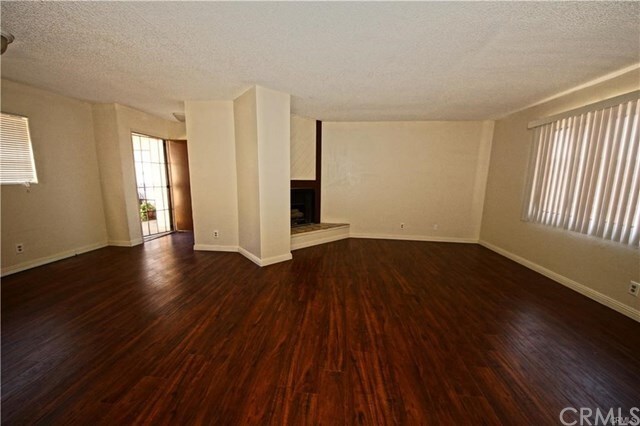 Foto del edificio - 13751 Cherry St