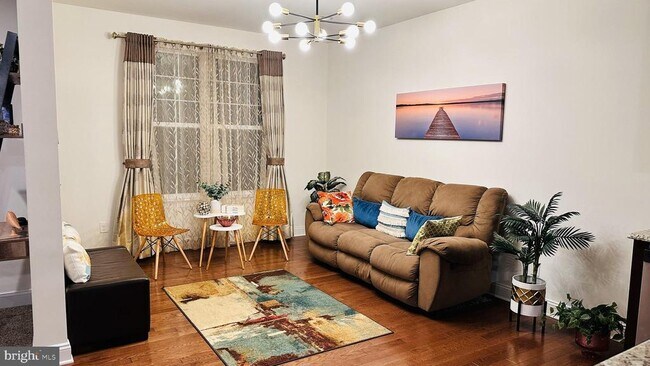 Foto del edificio - 122 Aubrey Ln