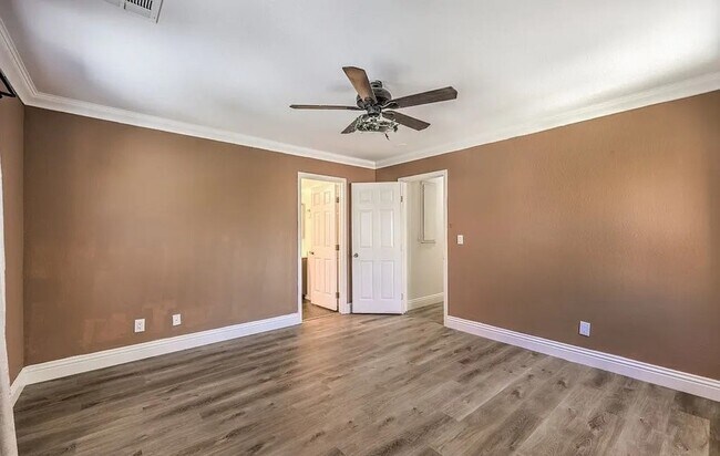 Building Photo - Beautiful Two-Story Home in a Convenient Location