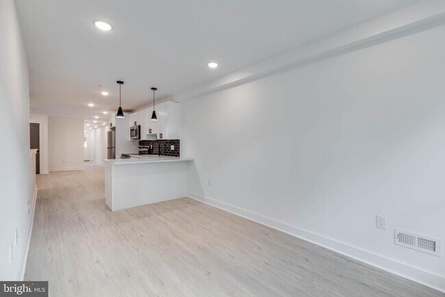 Foto del edificio - 2314 N Sydenham St