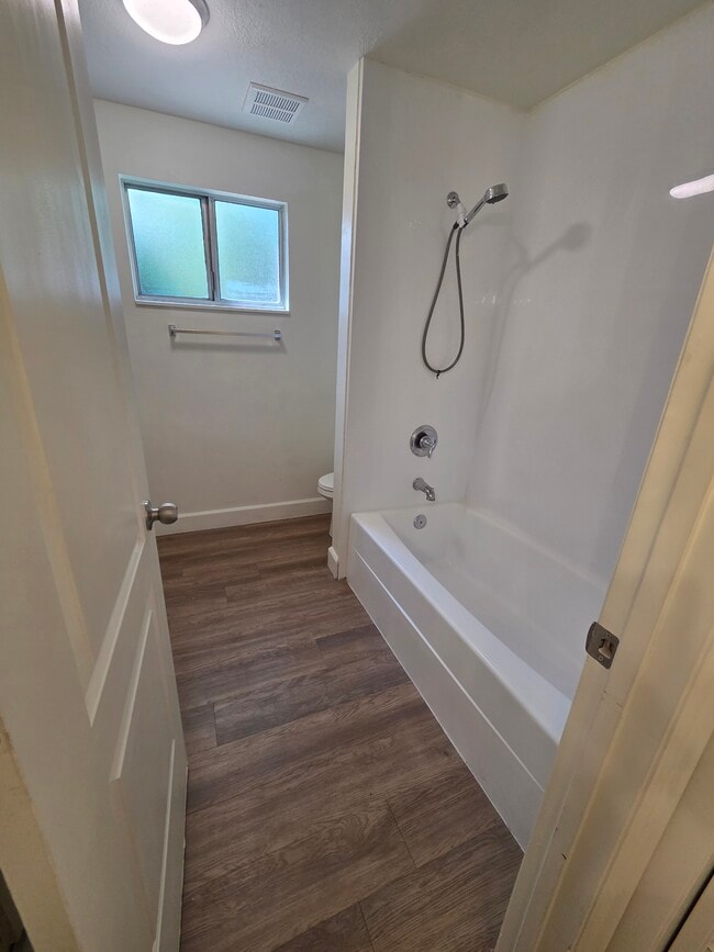 Building Photo - PRV