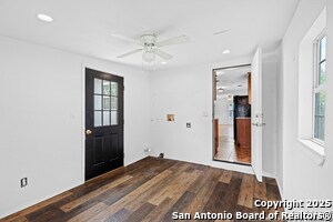 Foto del edificio - 2233 Texas Ave