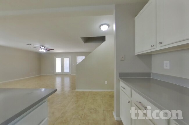 Foto del edificio - 2283 E Palm Beach Dr