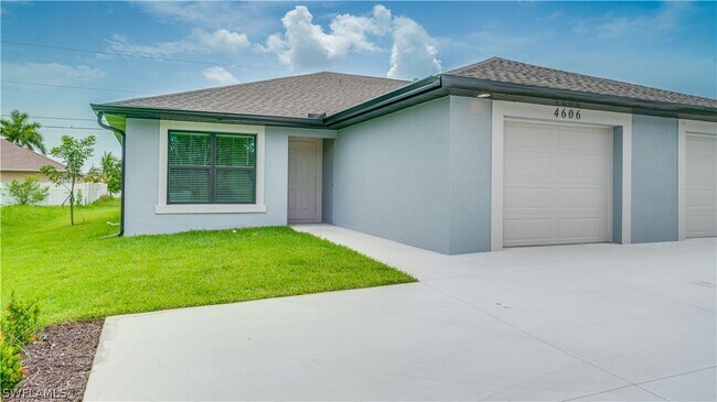 Building Photo - 4606 SW 8th Ct