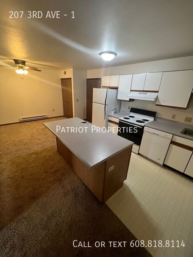 Foto del edificio - 1 bed/1 bath apartment in Monroe!