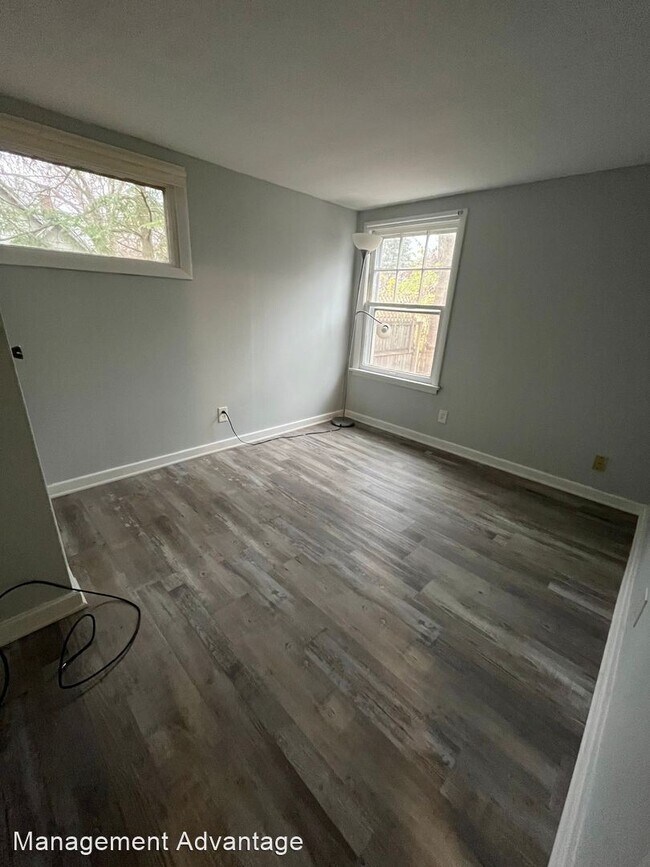 Building Photo - 1 br, 1 bath House - 604 Oak Court