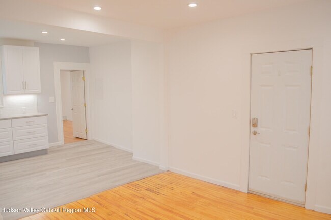 Foto del edificio - 152 St James St