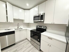 Building Photo - 15 Ruggles St