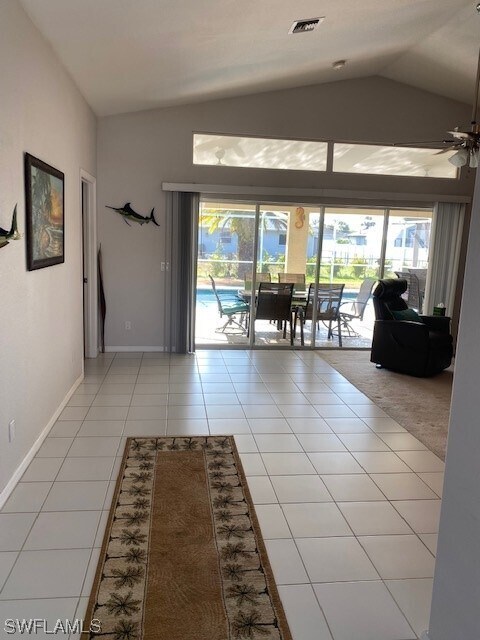 Foto del edificio - 2512 SW 12th Pl