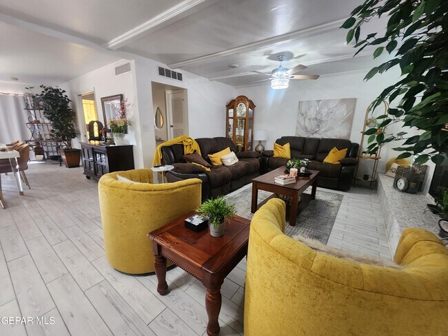 Foto del edificio - 9008 Turrentine Dr