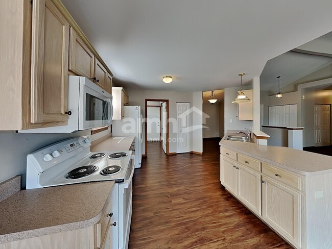 Building Photo - 1304 Partridge Dr