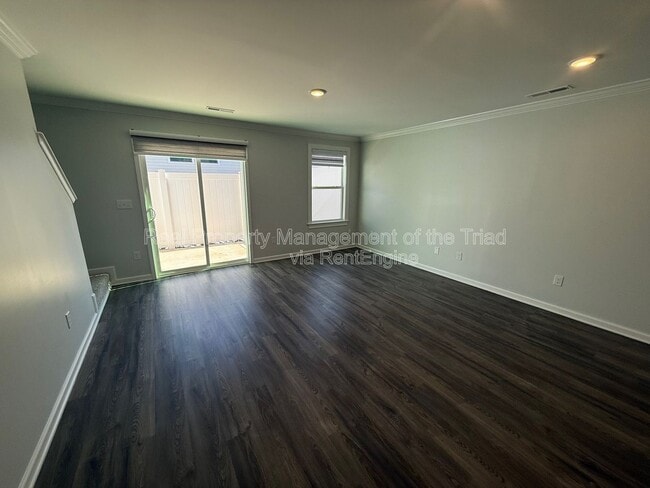 Photo - 108 Span Ln Townhome