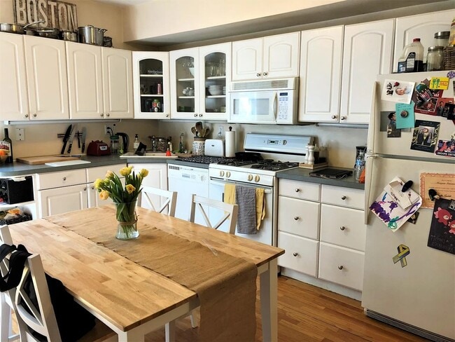 Photo - 2 Church Ave House