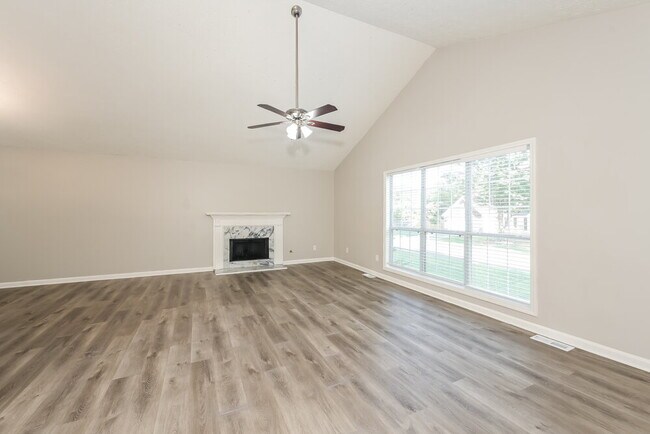 Foto del edificio - 1393 Richland Creek Trail