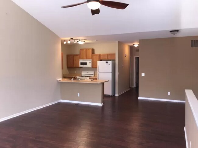 Photo - 40439 Gleneagle Apartment