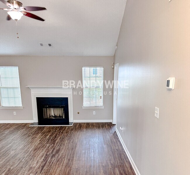 Foto del edificio - 6024 Preserve Pass