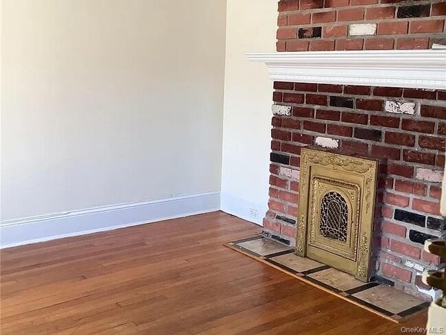 Foto del edificio - 1148 W Broadway