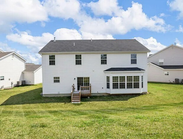 Building Photo - 1024 Miremont Dr