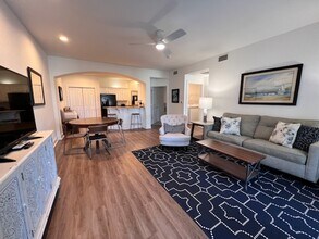 Building Photo - One Club Gulf Shores I