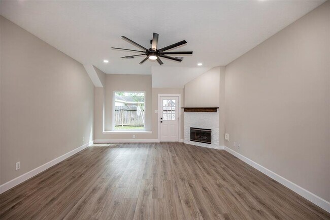 Building Photo - 1248 Hunter Wood Dr