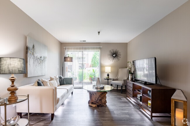2 habitaciones, 2 baños - Sala de estar - Hawthorn at Oakhurst