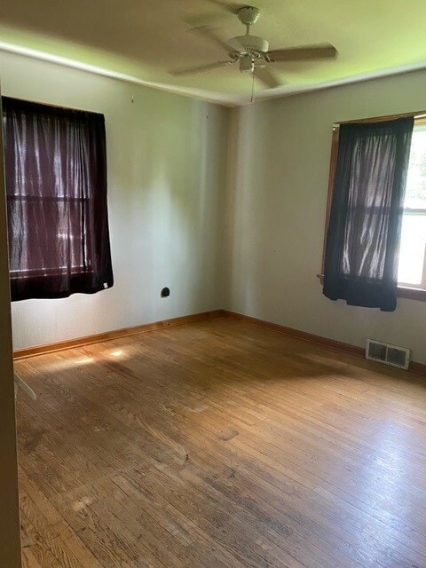 Building Photo - 212 N Edison St