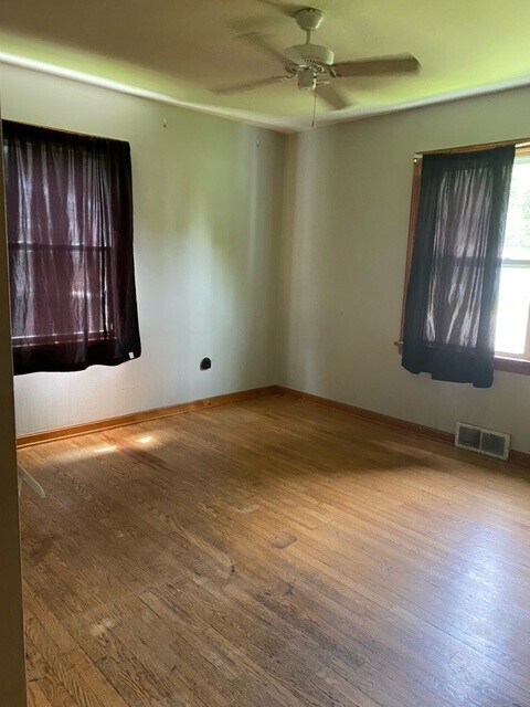 Foto del edificio - 212 N Edison St