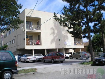 NA - 5252 Hermitage Ave