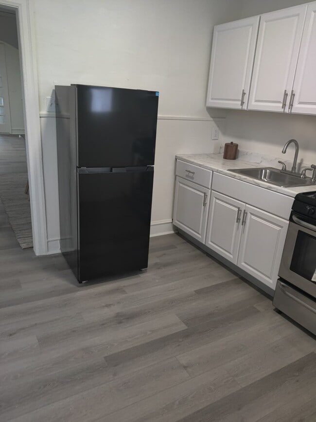 Foto del edificio - 310 E Eleanor St