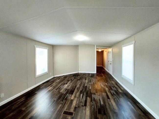 Building Photo - 3 BR Mobile Home for Rent Close to Wren Sc...
