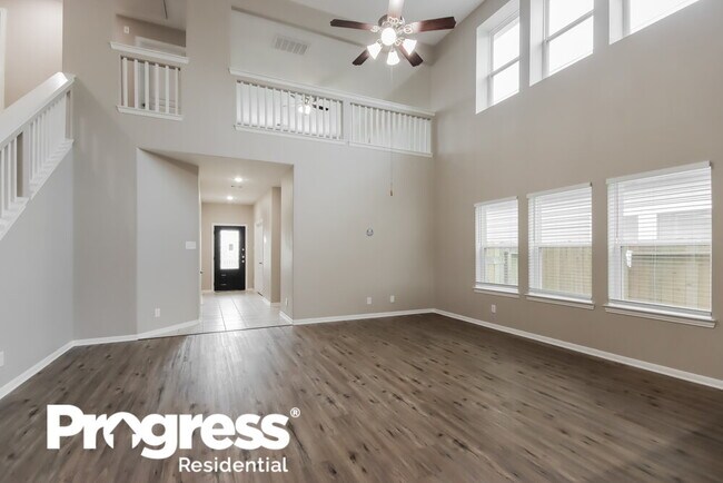 Building Photo - 411 Stevia Ave