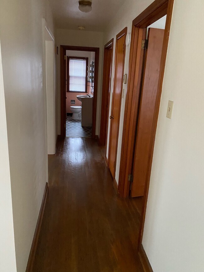 Hallway - 176 N 4th St