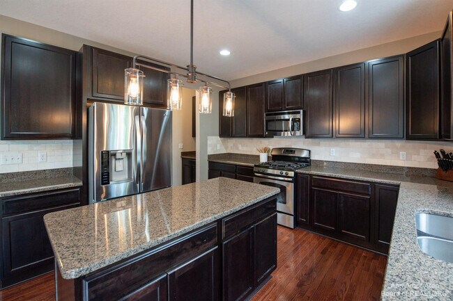 Foto del edificio - 51152 E Bourne Terrace