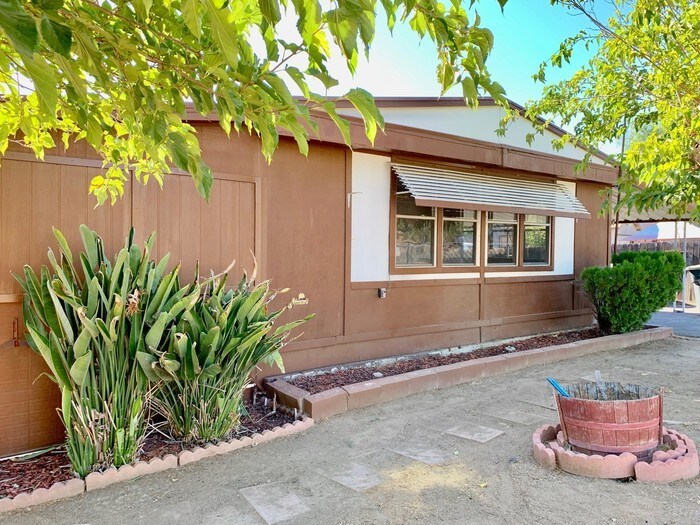 Primary Photo - Remodeled 3 bedroom Manufactured Home