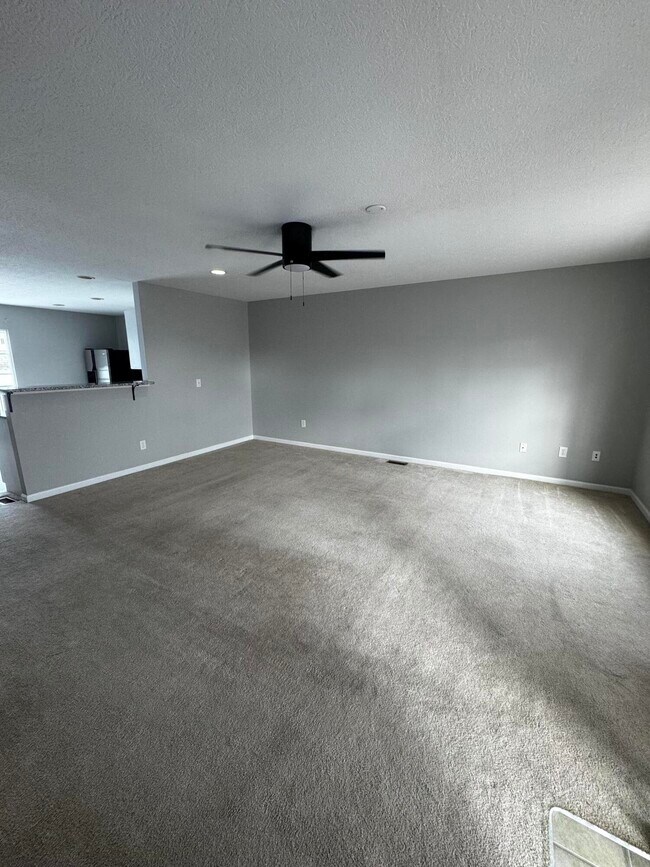 Foto del edificio - 2491 Aristocracy Cir