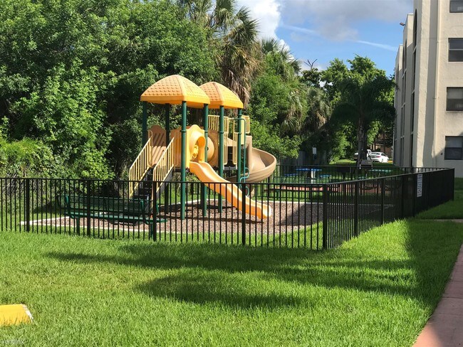 2 br, 2 bath - 17400 NW 68th Ave - 2 br, 2 bath  - 17400 NW 68th Ave