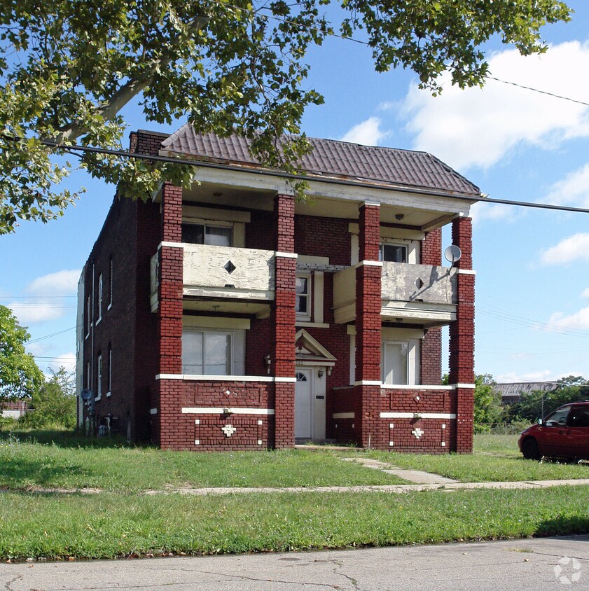 Primary Photo - 5801 Hawthorne Ave