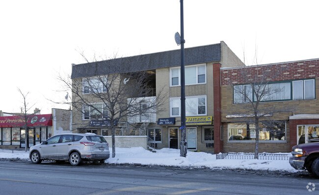 Foto del edificio - 8120 S Kedzie Ave