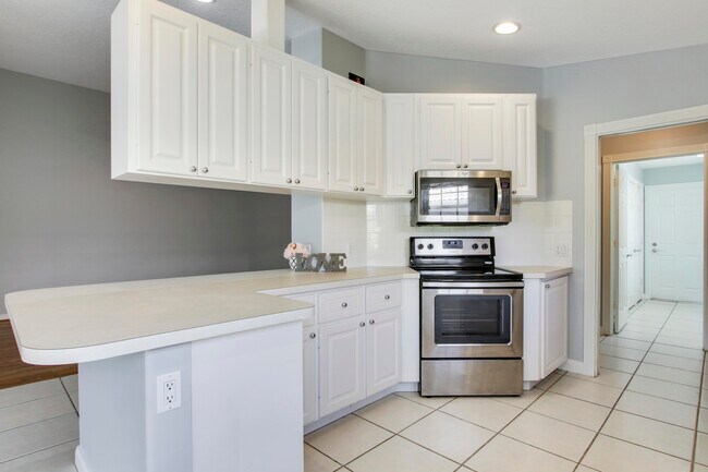 Foto del edificio - 10870 SW Dardanelle Dr