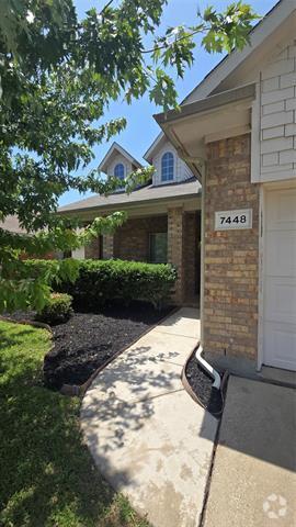 Building Photo - 7448 Maroon Dr