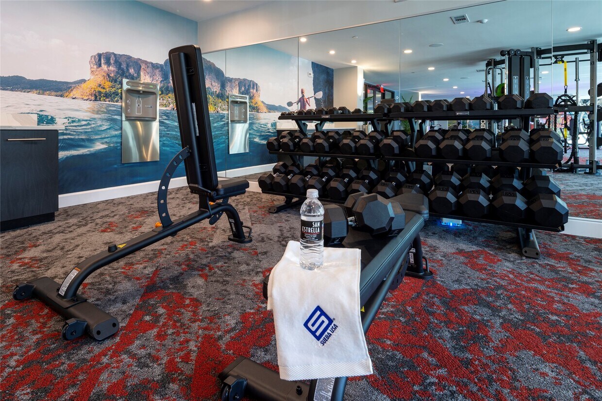 Foto del edificio - 13475 Rincon Dr